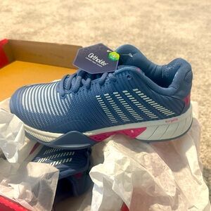 New in Box Sz 6.5 KSwiss Women's Tennis Shoes Hypercourt Express 2